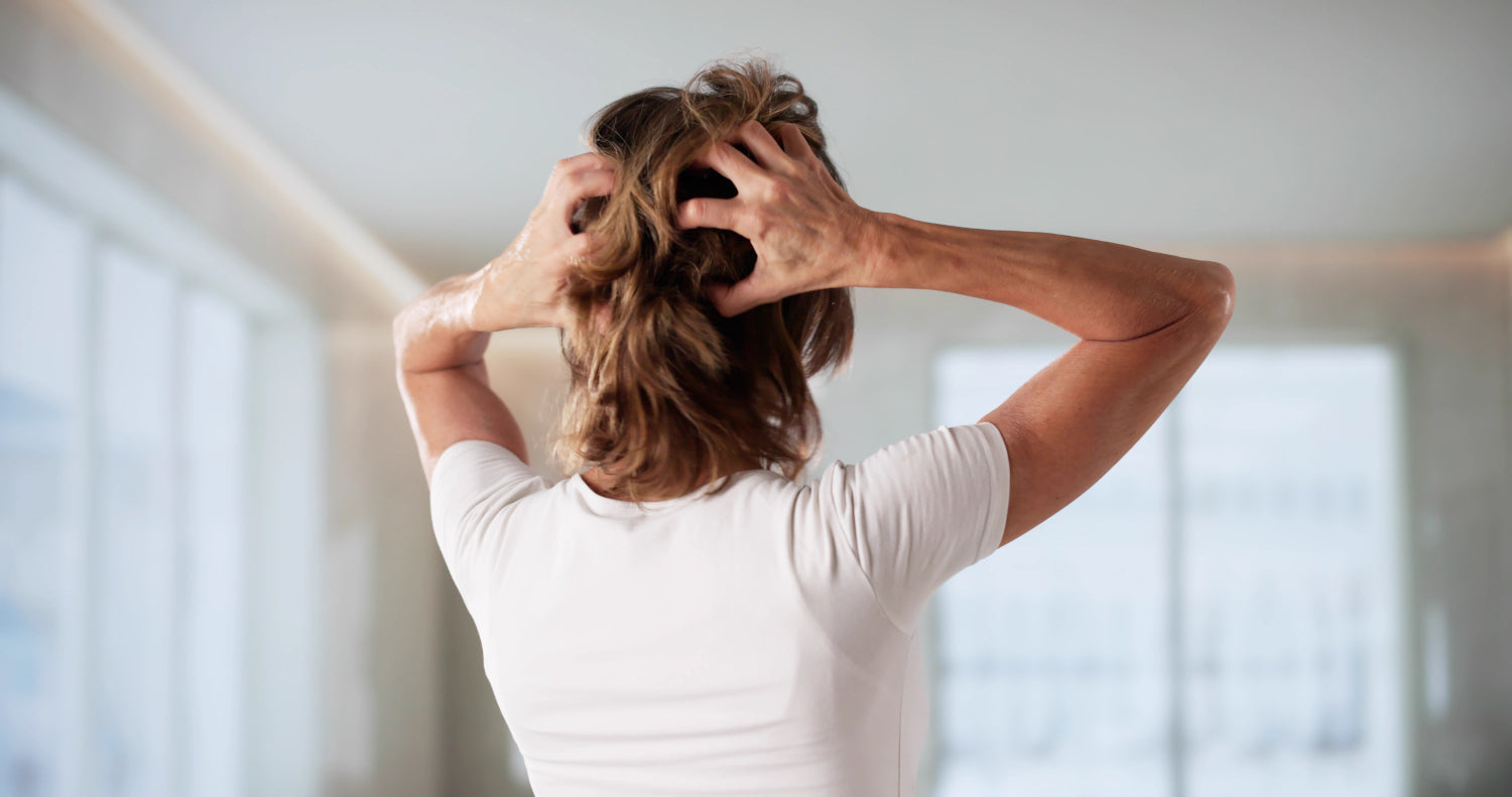 Schöne Haare in den Wechseljahren – die besten Tricks & Hausmittel